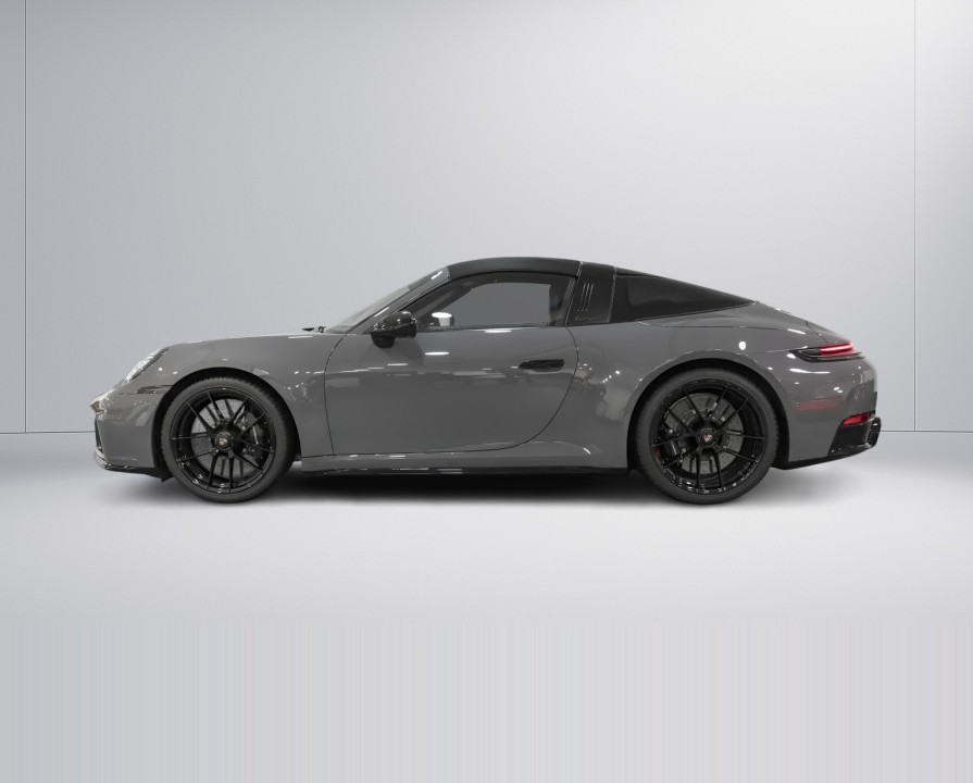 Porsche 911 Targa 4 GTS (2)