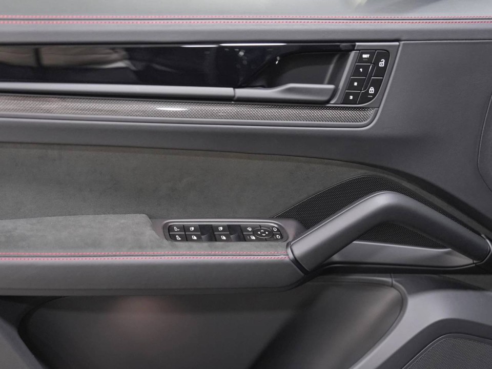 Porsche Cayenne GTS - foto 20