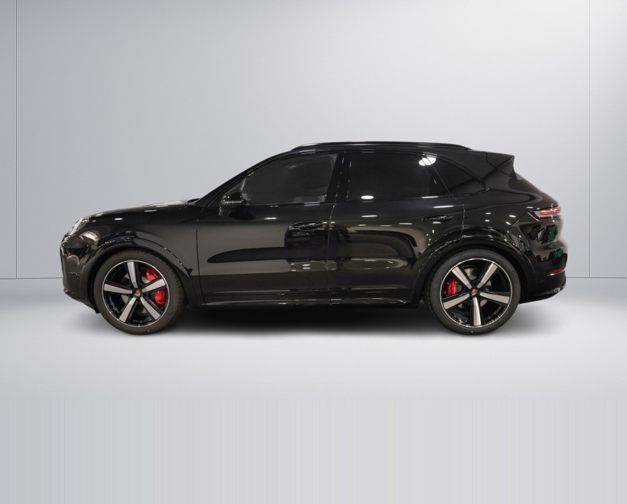 Porsche Cayenne GTS (3)