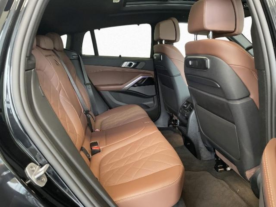 BMW X6 xDrive40d - foto 13