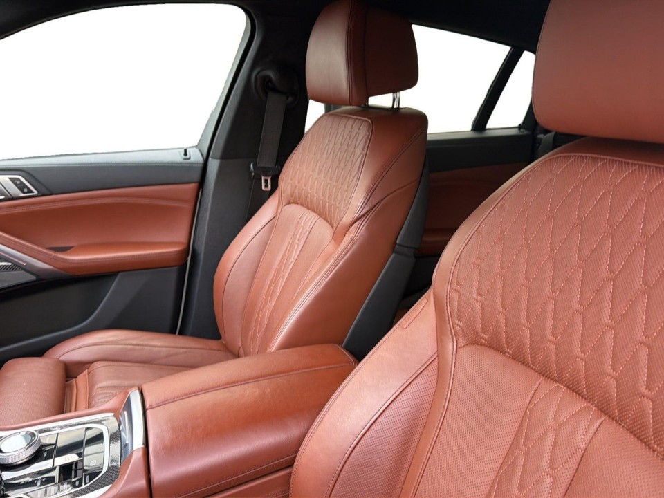 BMW X6 xDrive40d - foto 10
