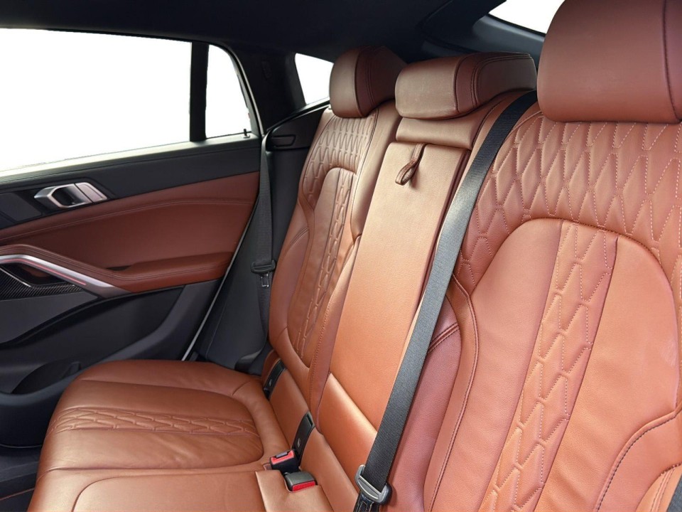 BMW X6 xDrive40d - foto 11
