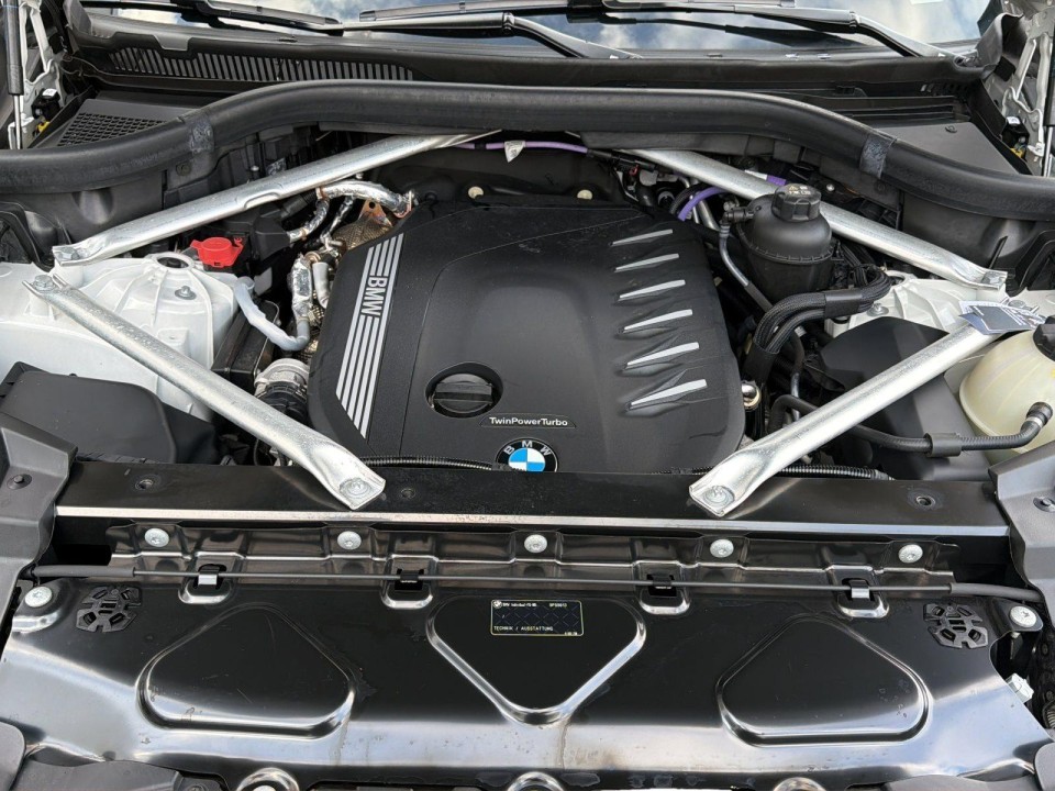 BMW X6 xDrive40d - foto 33