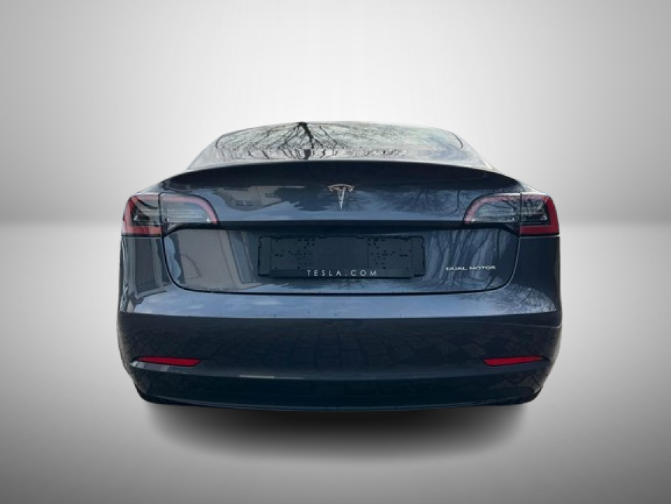 Tesla Model 3 Dual Motor Long Range AWD (4)