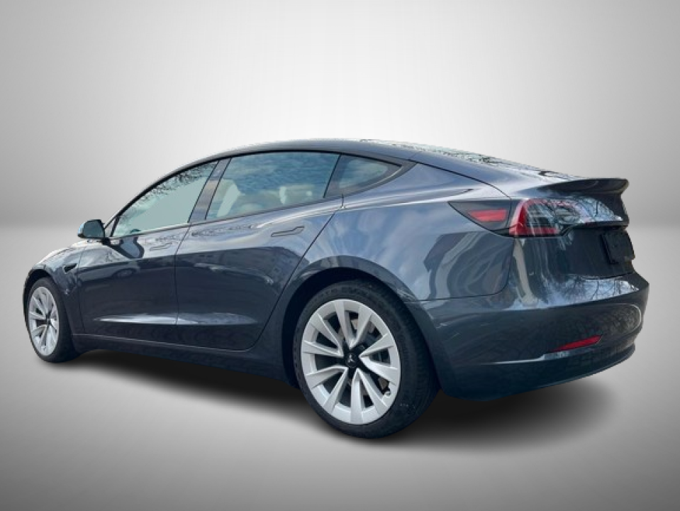 Tesla Model 3 Dual Motor Long Range AWD (5)