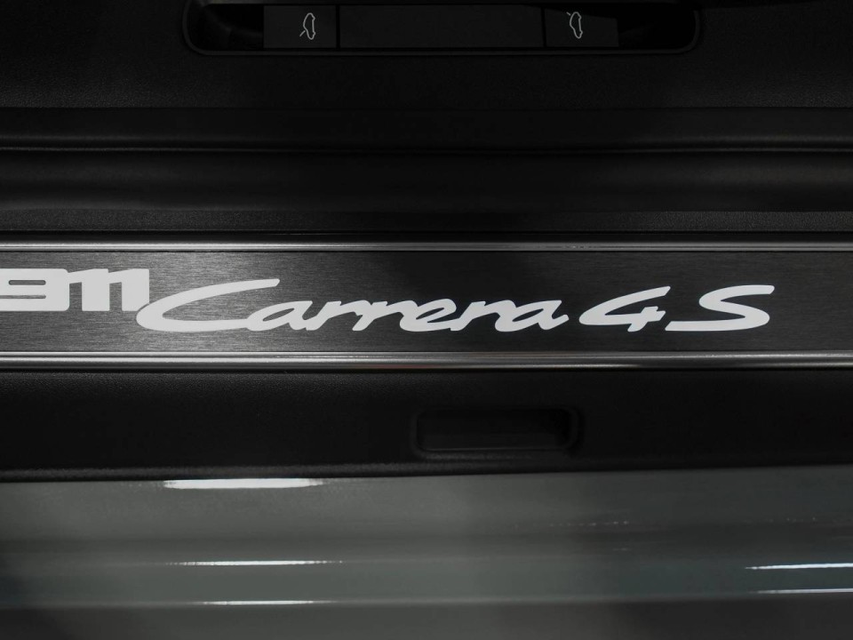 Porsche 911 Carrera 4S - foto 28