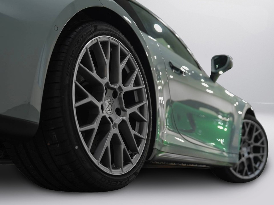 Porsche 911 Carrera 4S - foto 32