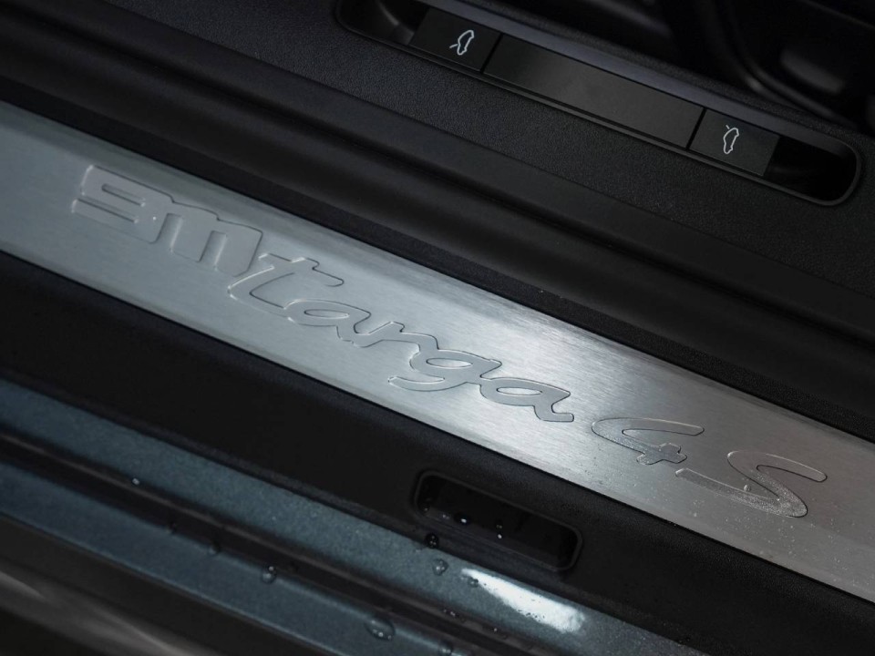 Porsche 911 Targa 4S - foto 24