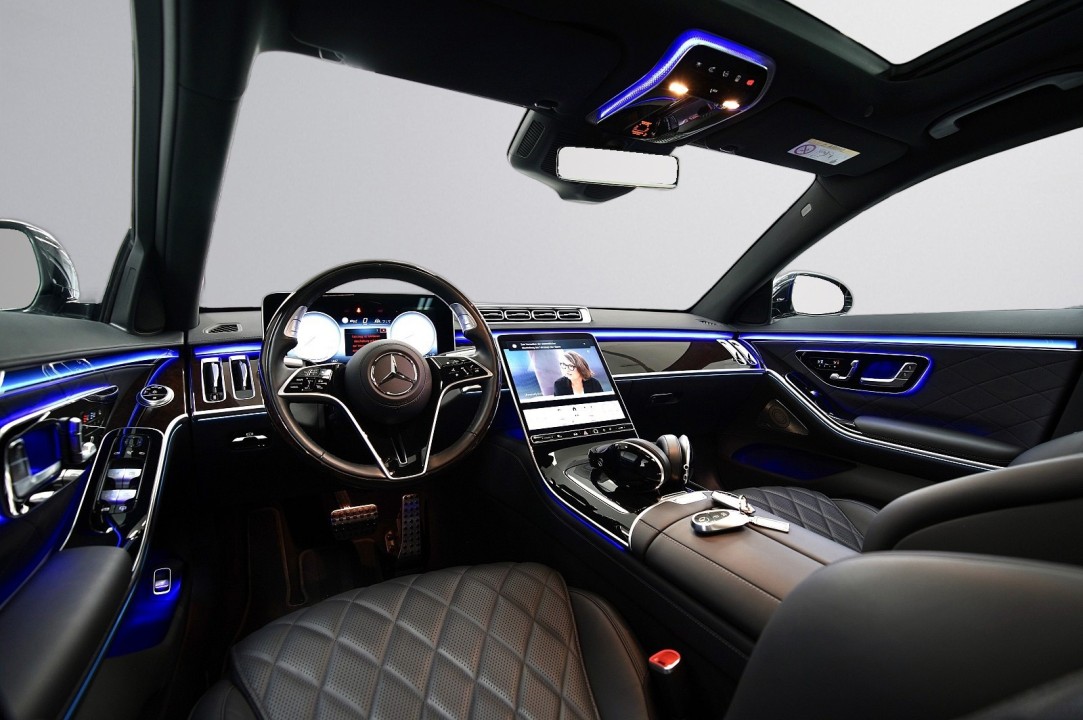 Mercedes-Benz S 450 4MATIC AMG - foto 6