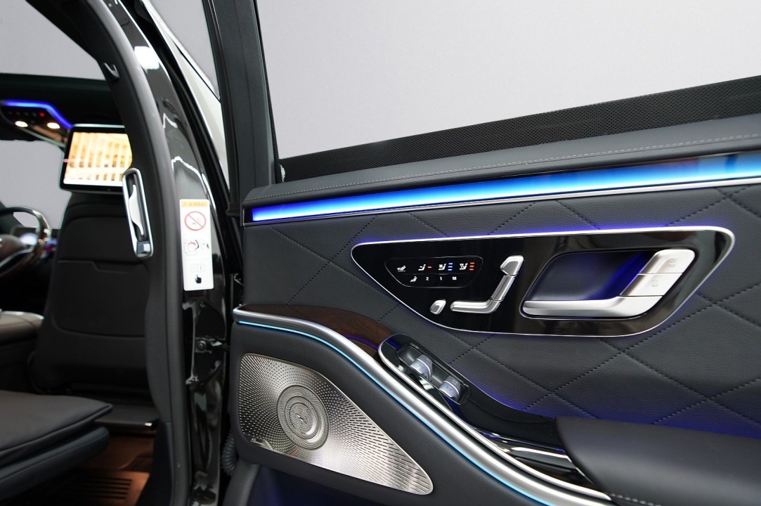 Mercedes-Benz S 450 4MATIC AMG - foto 87