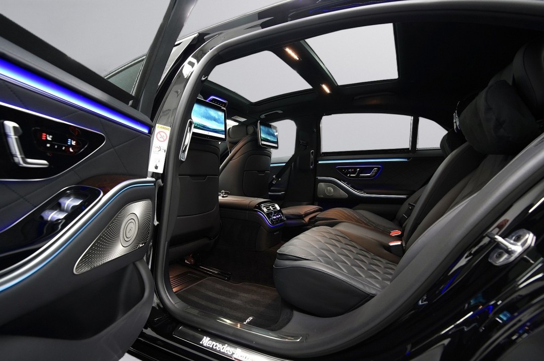 Mercedes-Benz S 450 4MATIC AMG - foto 78