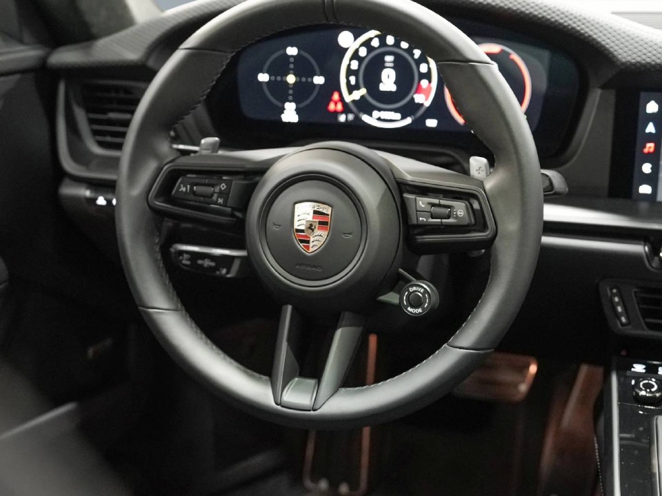 Porsche 911 GT3 Touring - foto 9