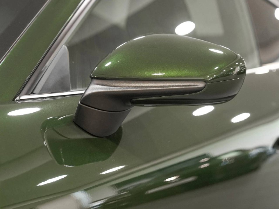 Porsche 911 GT3 Touring - foto 23