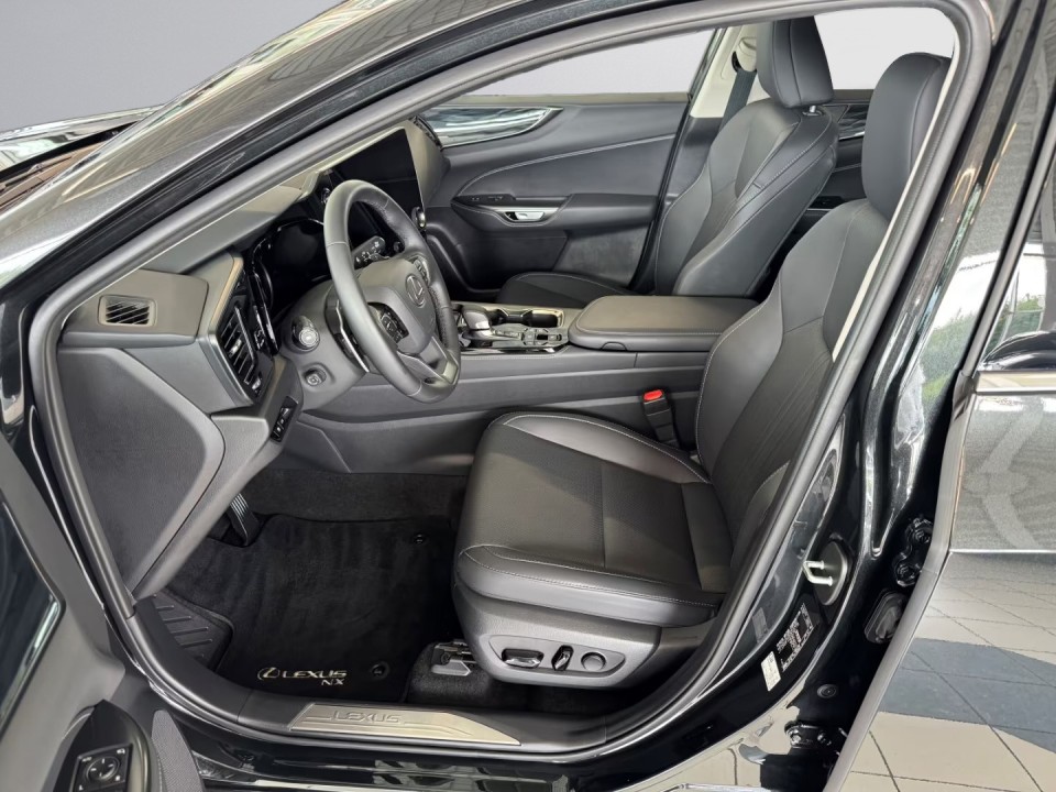 Lexus Seria NX 450h+ E-FOUR Business - foto 6