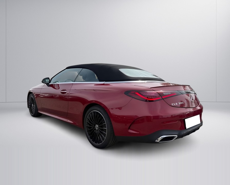 Mercedes-Benz CLE 300 4MATIC Cabrio AMG (3)