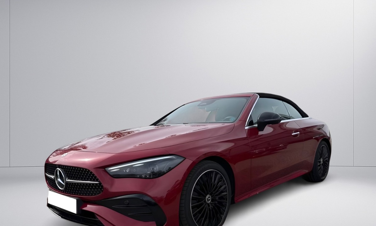 Mercedes-Benz CLE 300 4MATIC Cabrio AMG (5)