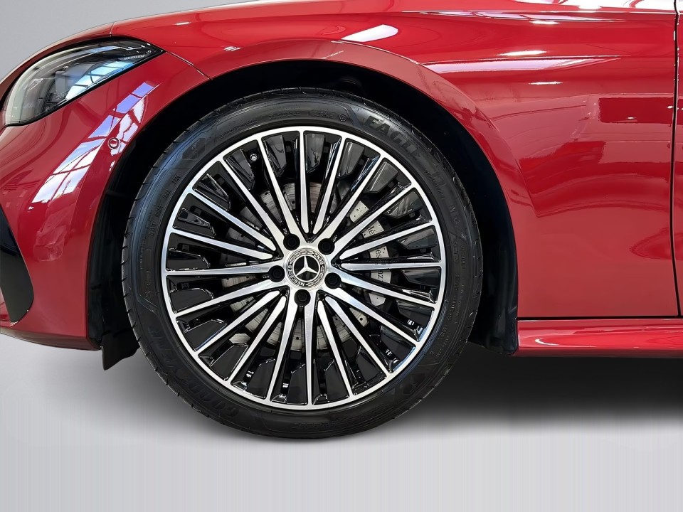 Mercedes-Benz CLE 300 4MATIC Cabrio AMG - foto 15