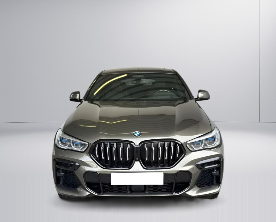 BMW X6 xDrive30d M-Sport (2)