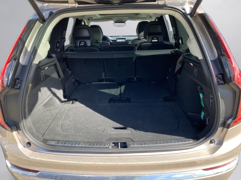 Volvo XC 90 T8 Recharge AWD Ultra Bright - foto 18