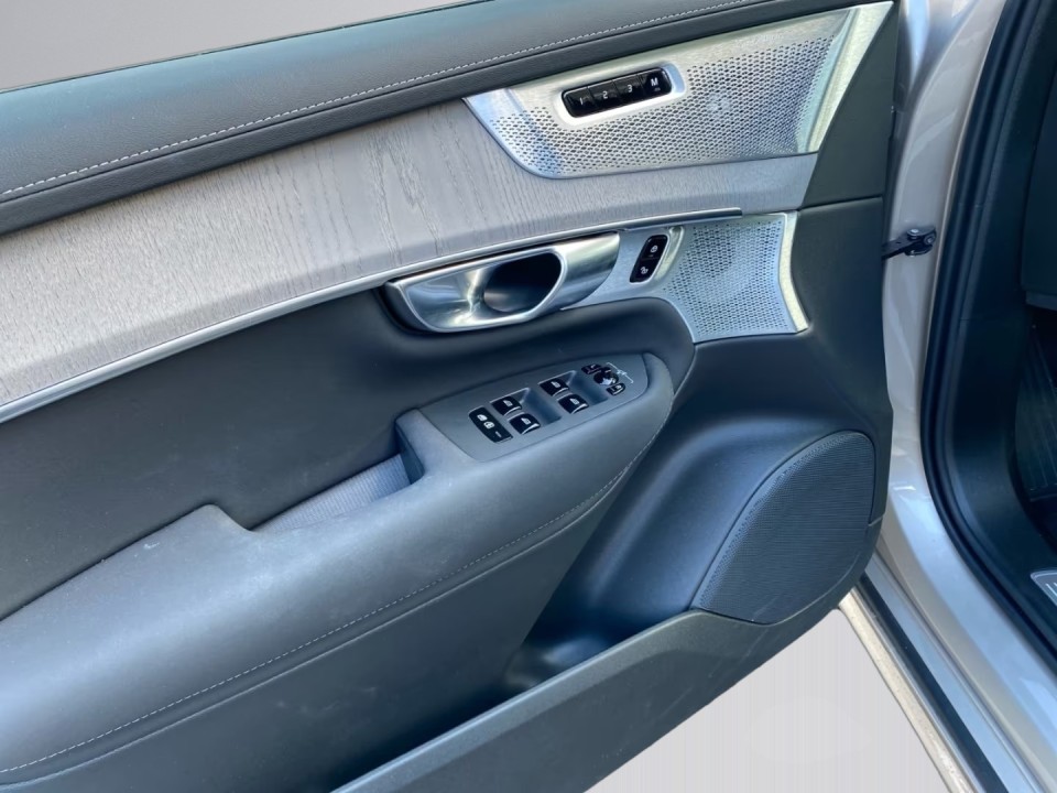 Volvo XC 90 T8 Recharge AWD Ultra Bright - foto 10