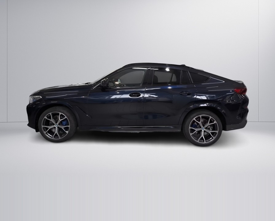 BMW X6 xDrive30d M-Sport (2)