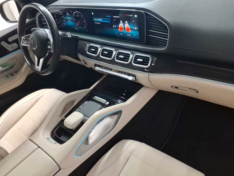 Mercedes-Benz GLE 300d AMG - foto 7