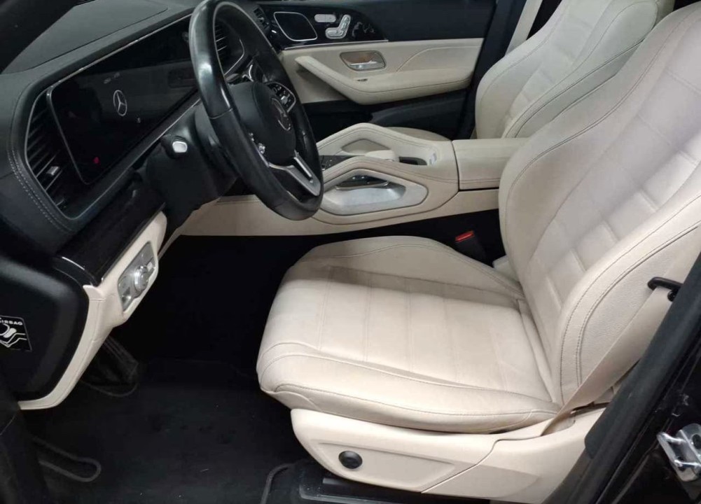 Mercedes-Benz GLE 300d AMG (3)