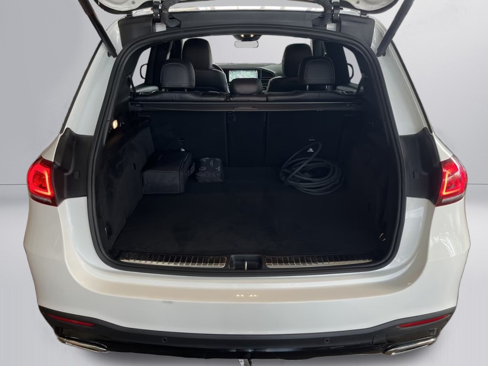 Mercedes-Benz GLE 350de AMG - foto 29