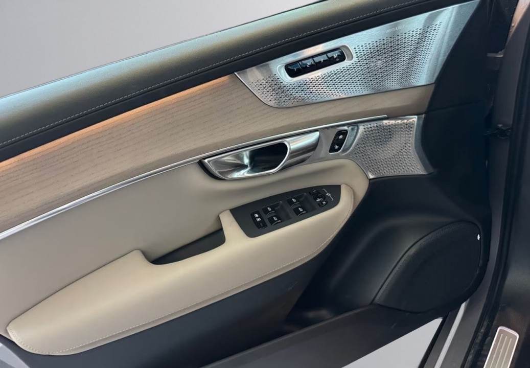 Volvo XC 90 T8 Recharge AWD Plus Dark - foto 15
