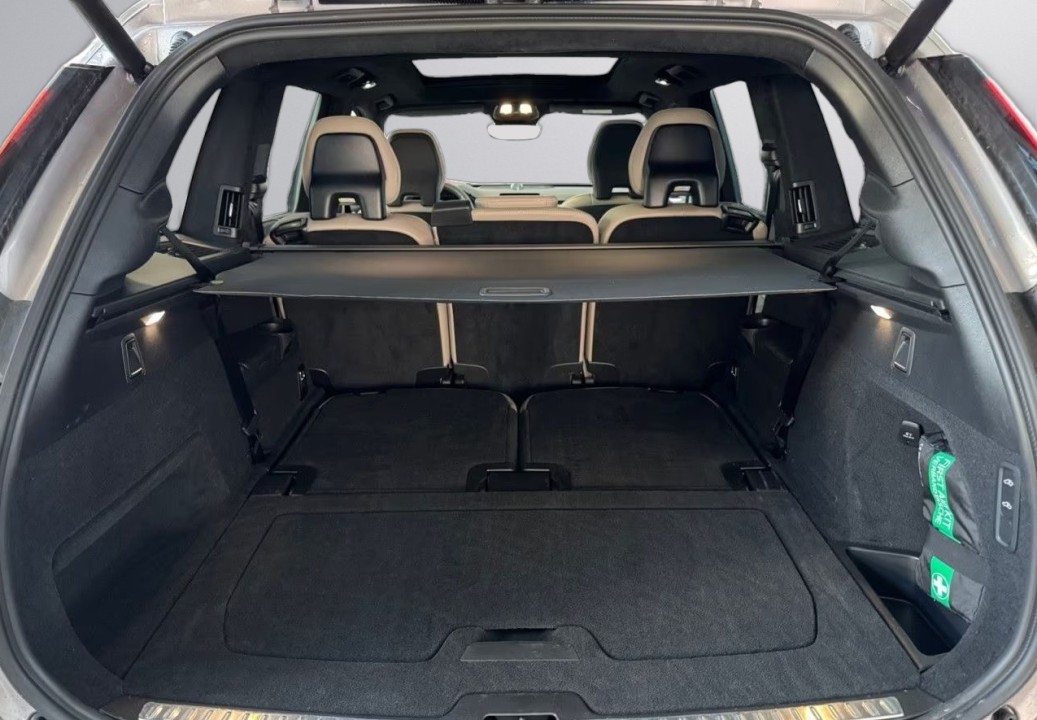Volvo XC 90 T8 Recharge AWD Plus Dark - foto 17