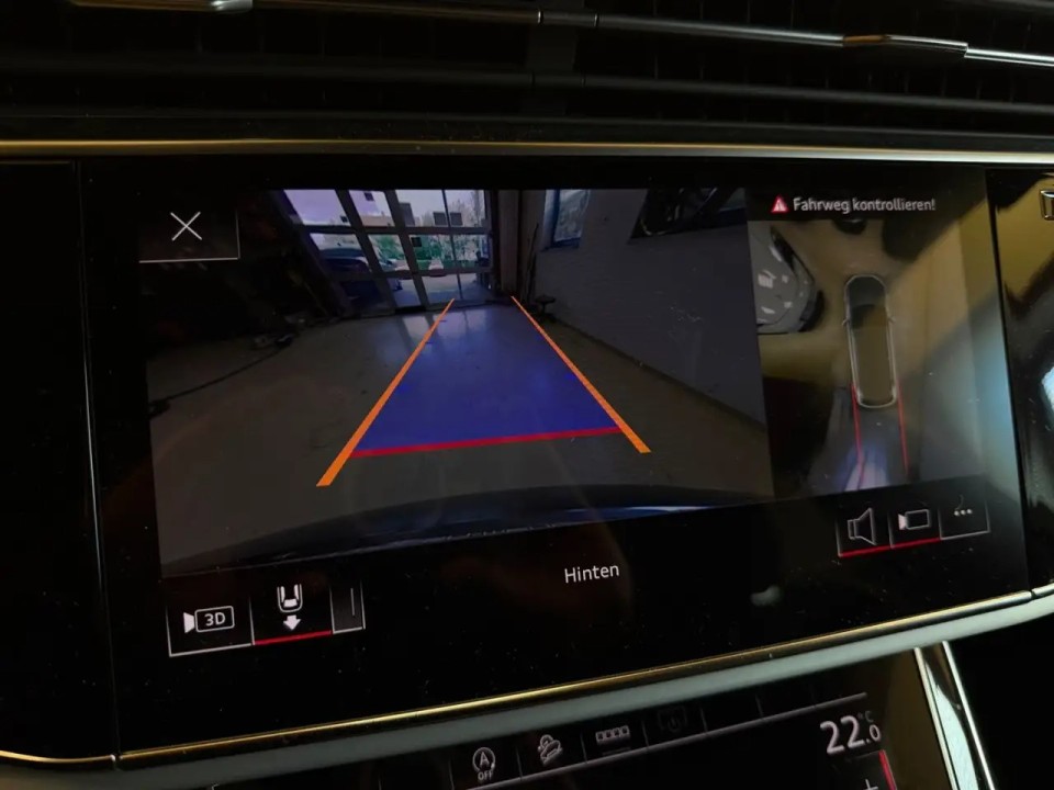 Audi SQ7 - foto 8
