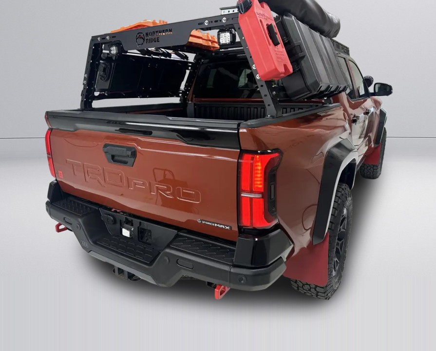 Toyota Tacoma TRD PRO (2)