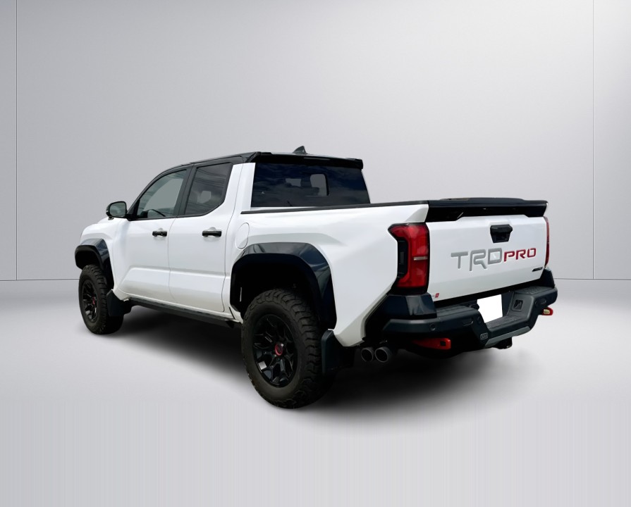 Toyota Tacoma TRD PRO (3)