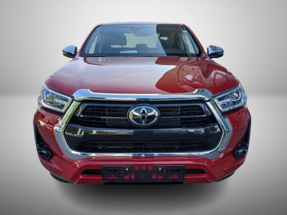 Toyota Hilux 2.4 D-4D Executive Auto 4x4 Double Cab (2)