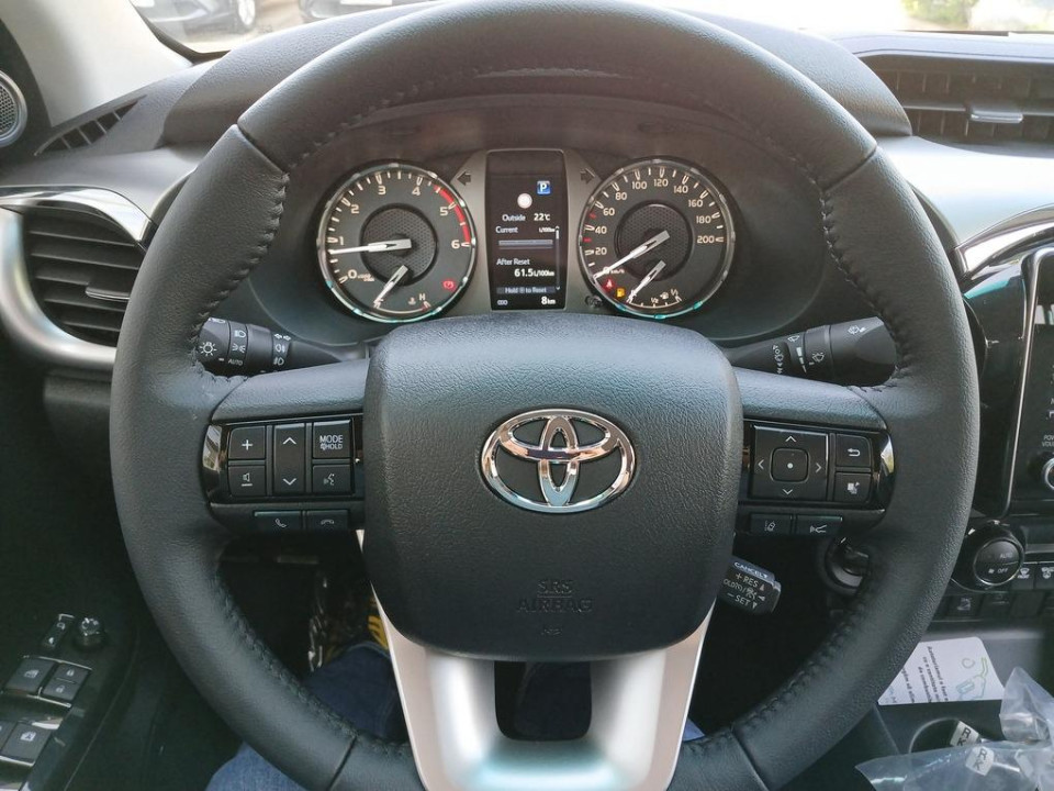 Toyota Hilux 2.4 D-4D Executive Auto 4x4 Double Cab - foto 8