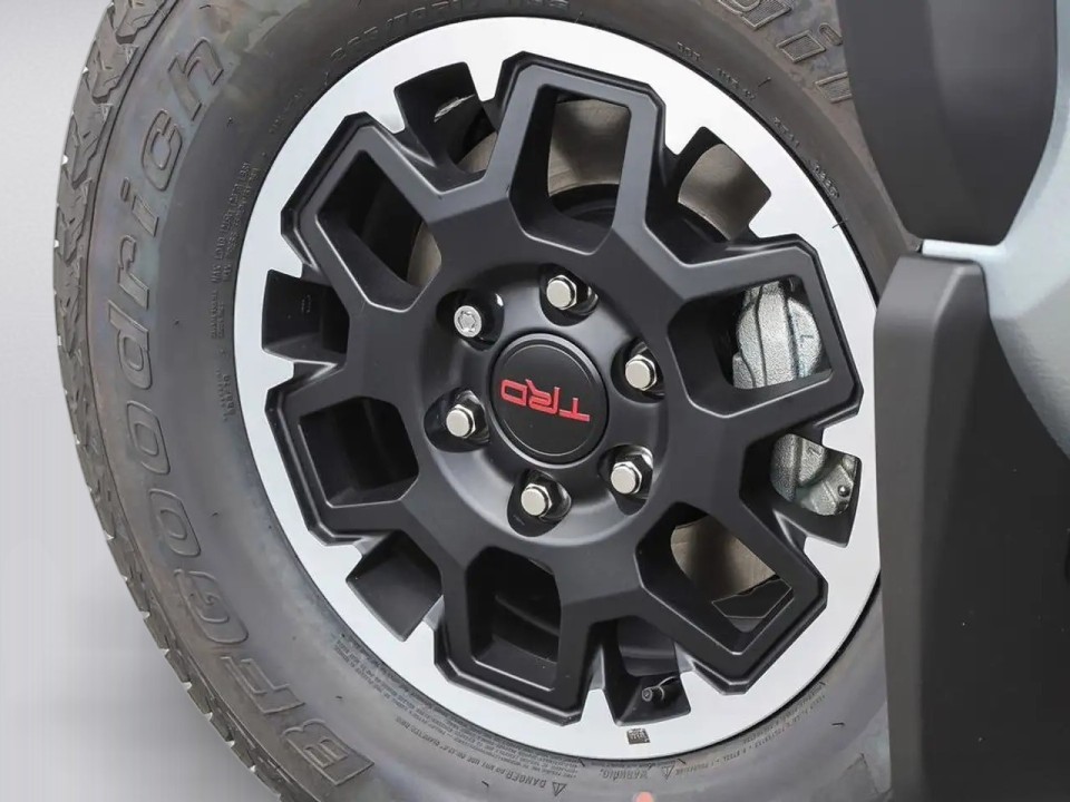 Toyota Tacoma TRD - foto 25