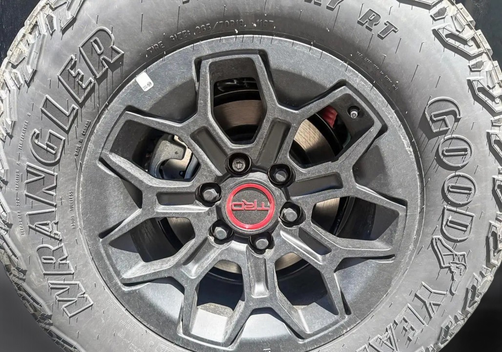 Toyota Tacoma TRD PRO - foto 23