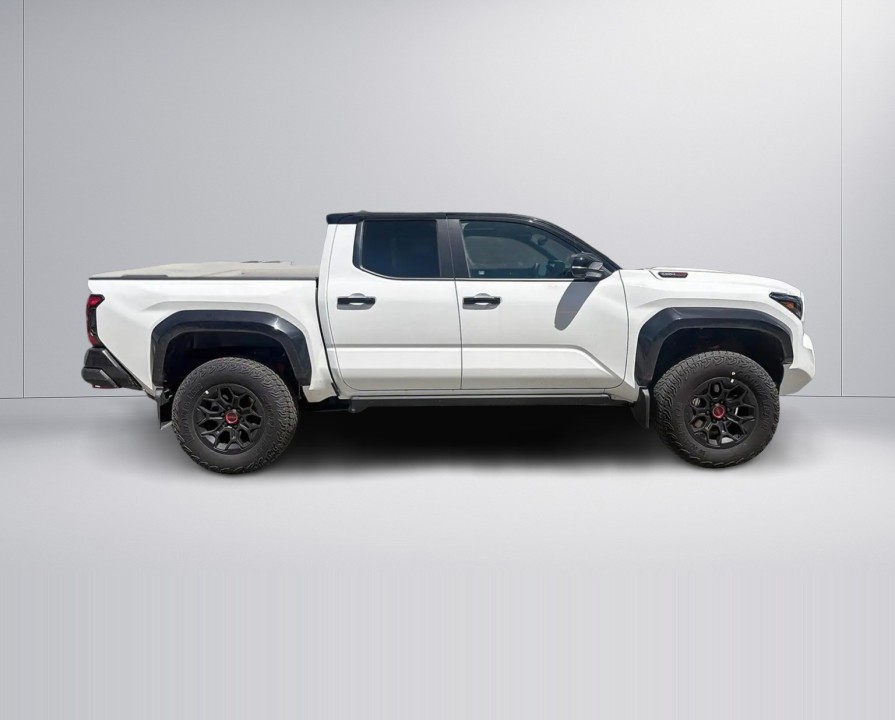 Toyota Tacoma TRD PRO (5)