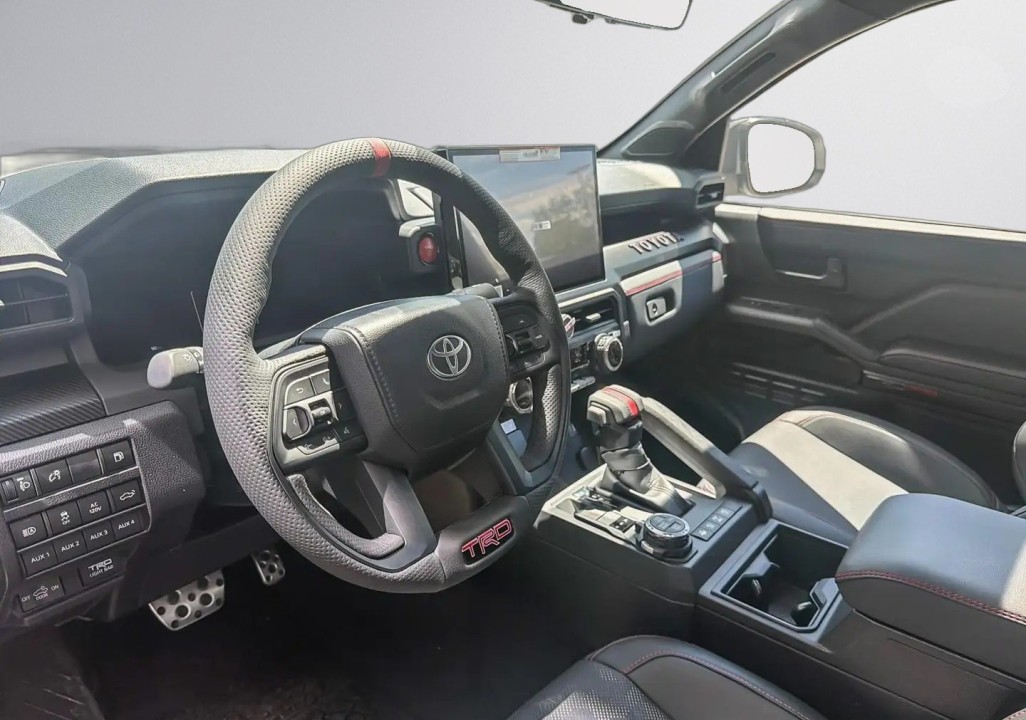 Toyota Tacoma TRD PRO - foto 6