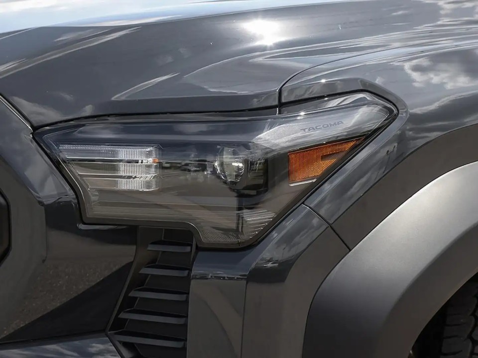 Toyota Tacoma TRD SPORT - foto 17
