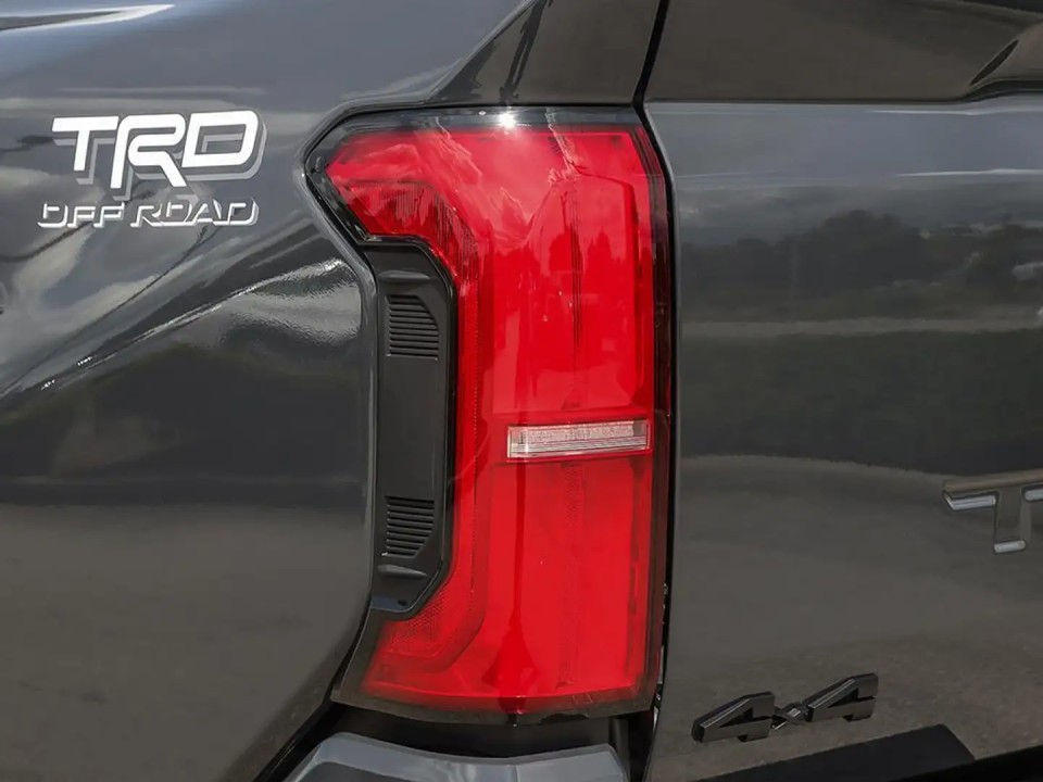 Toyota Tacoma TRD SPORT - foto 18