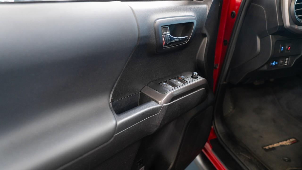 Toyota Tacoma Trail Special Edition - foto 16