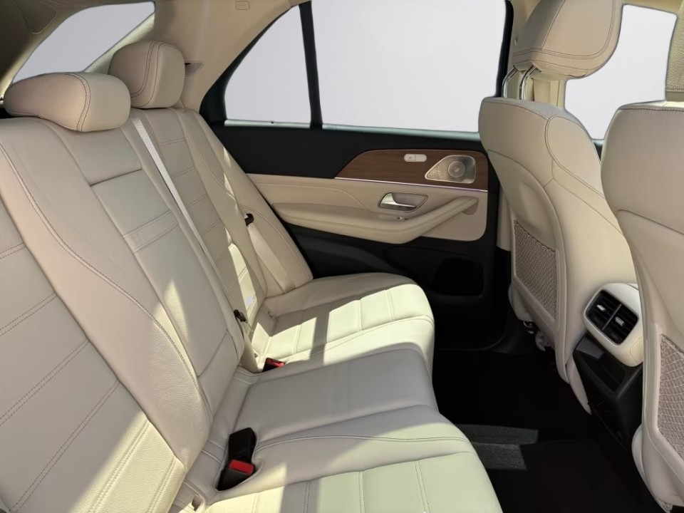 Mercedes-Benz GLE 350de 4MATIC AMG - foto 6