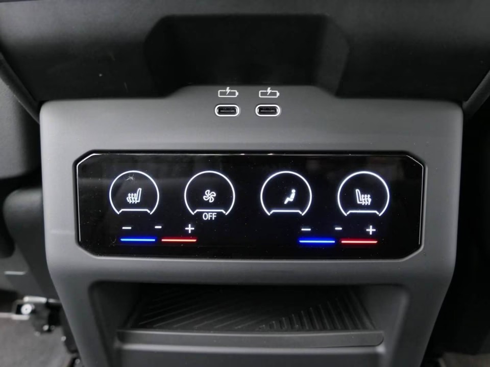 BMW Seria 5 xDrive520d M-Sport - foto 10