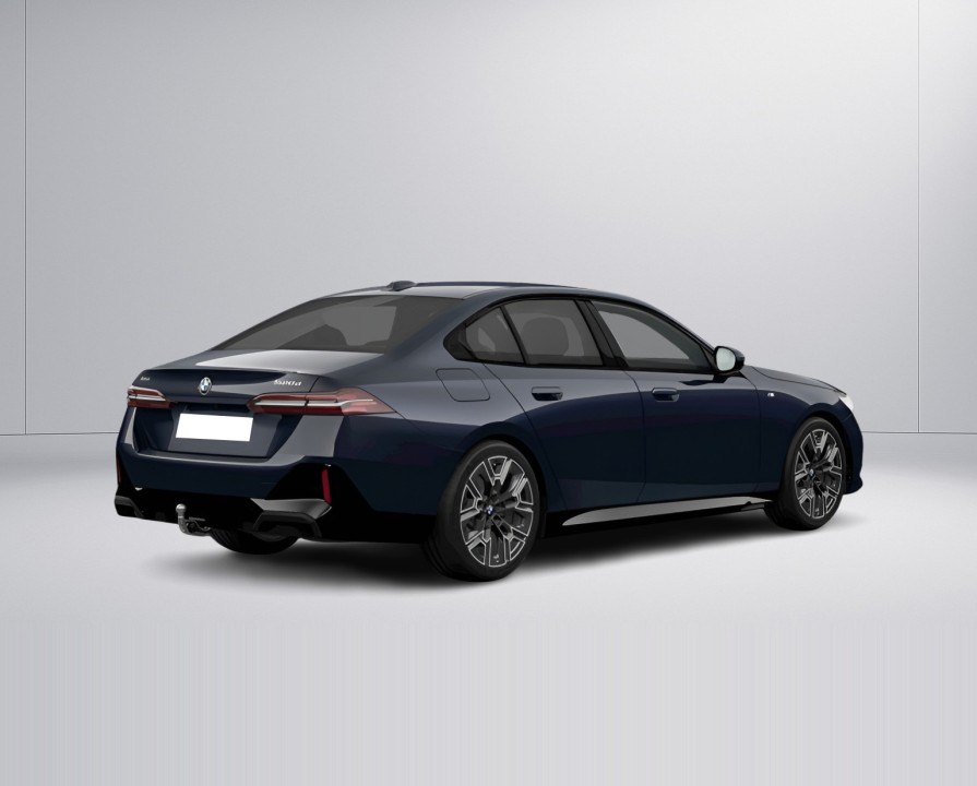 BMW 5 Series 2025 — imagine 4