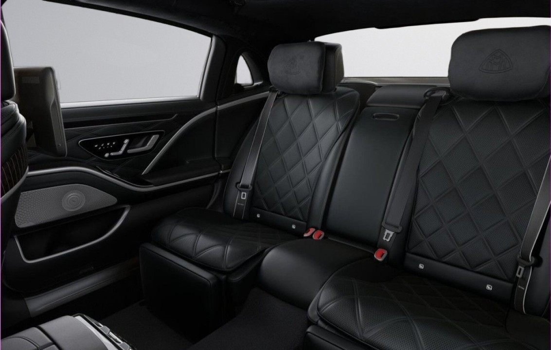 Mercedes-Benz S Maybach 580e - foto 12