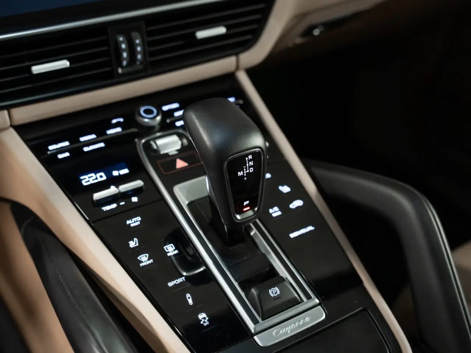 Porsche Cayenne Platinum Edition - foto 13