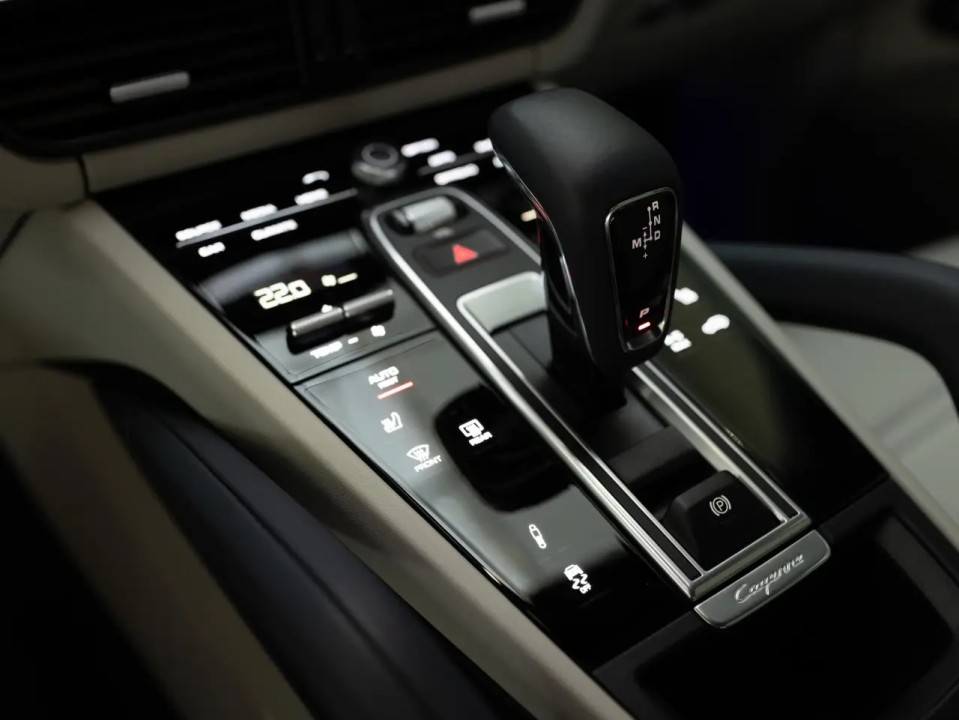 Porsche Cayenne Coupe - foto 13