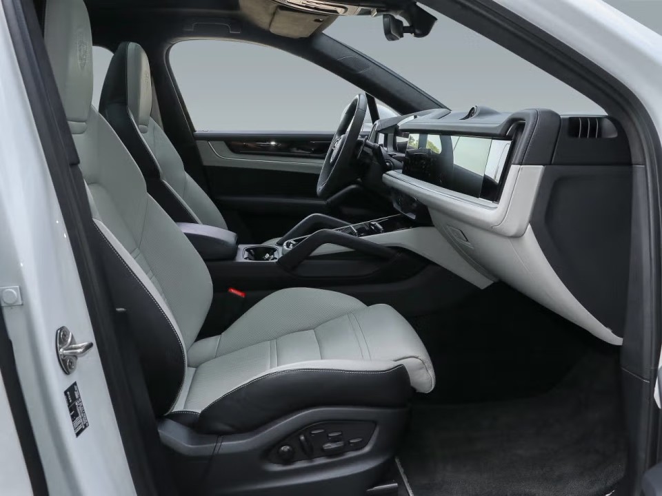 Porsche Cayenne Coupe Turbo E-Hybrid - foto 11
