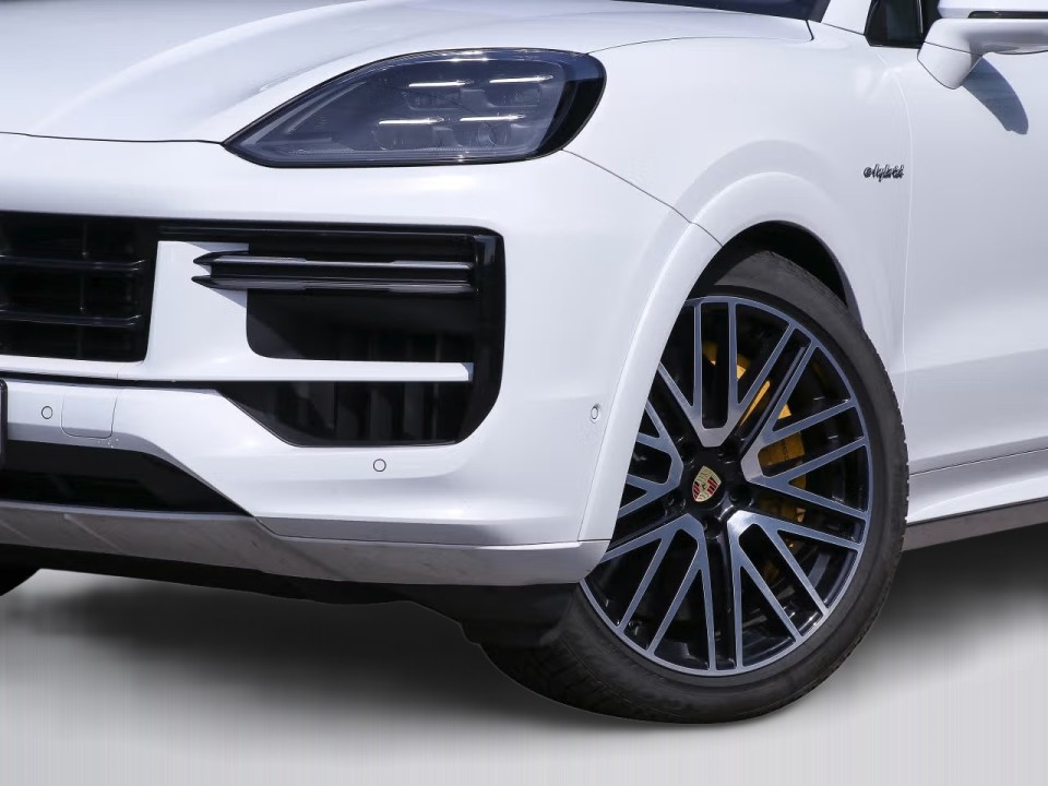 Porsche Cayenne Coupe Turbo E-Hybrid - foto 29